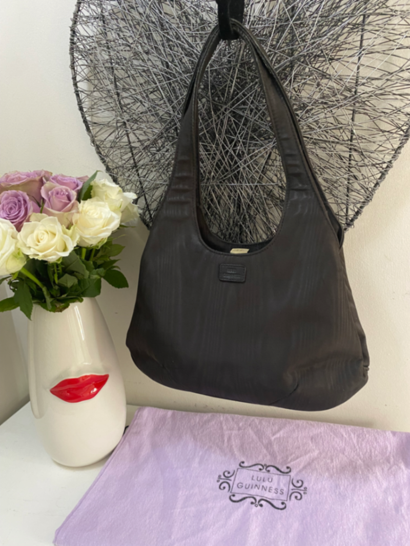 Chandelier Rosa Black Moire Bag