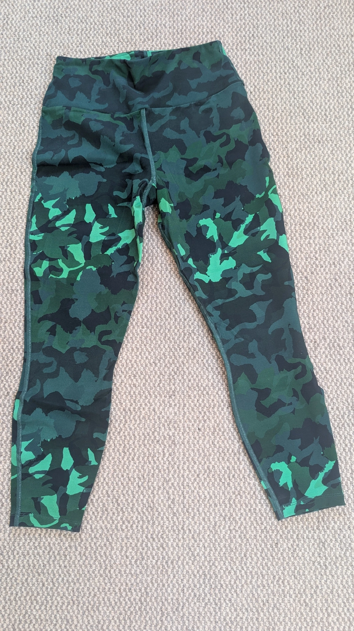 Enduro sculpting 7/8 leggings