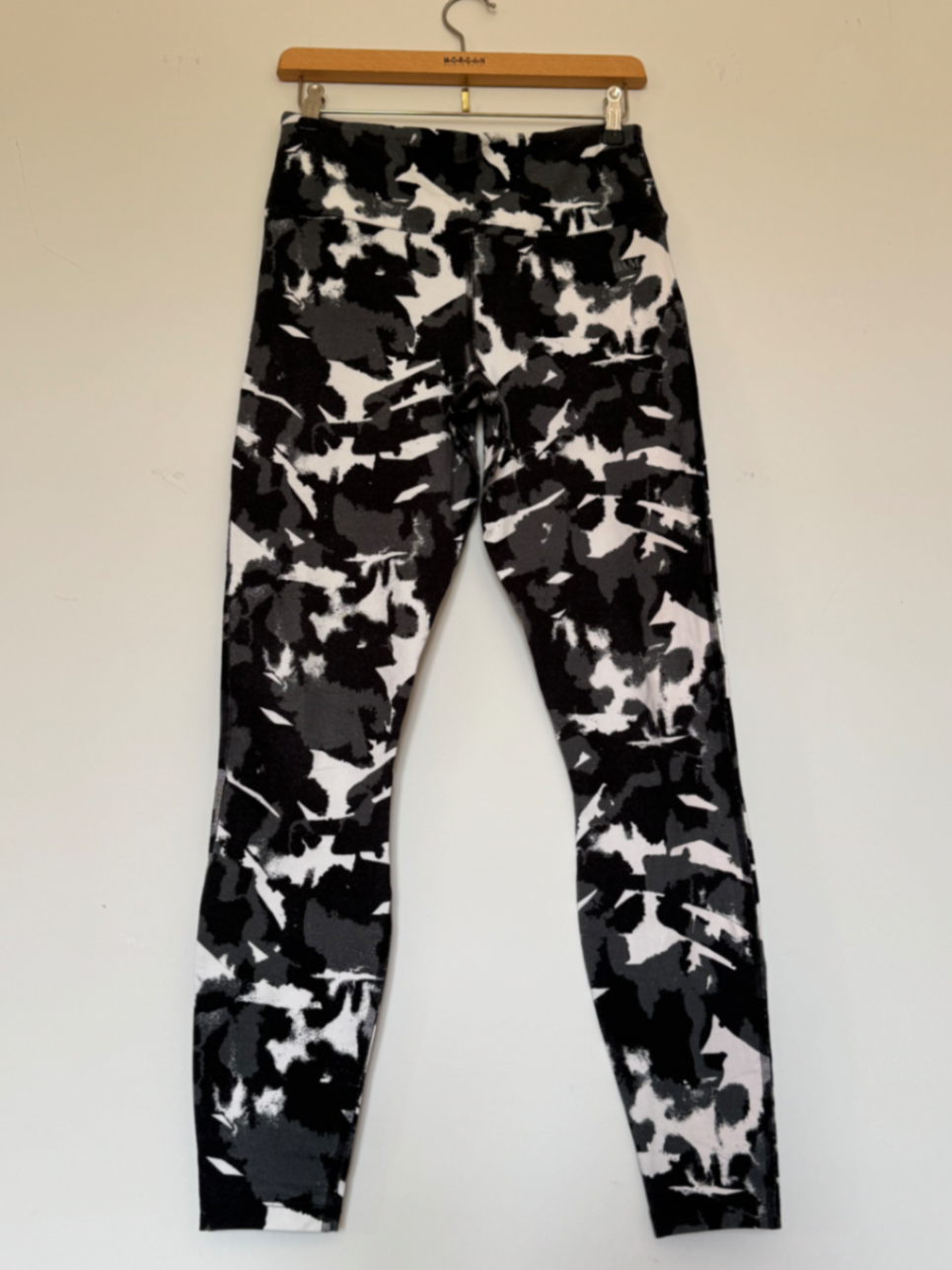 Enduro full length sculpting leggings, size 12