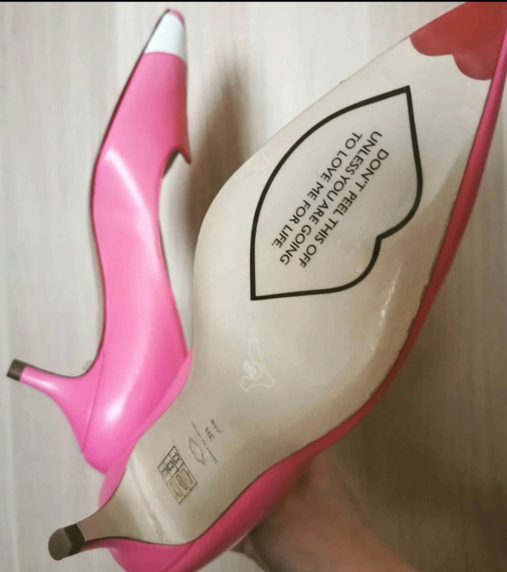 Pink pumps UK5