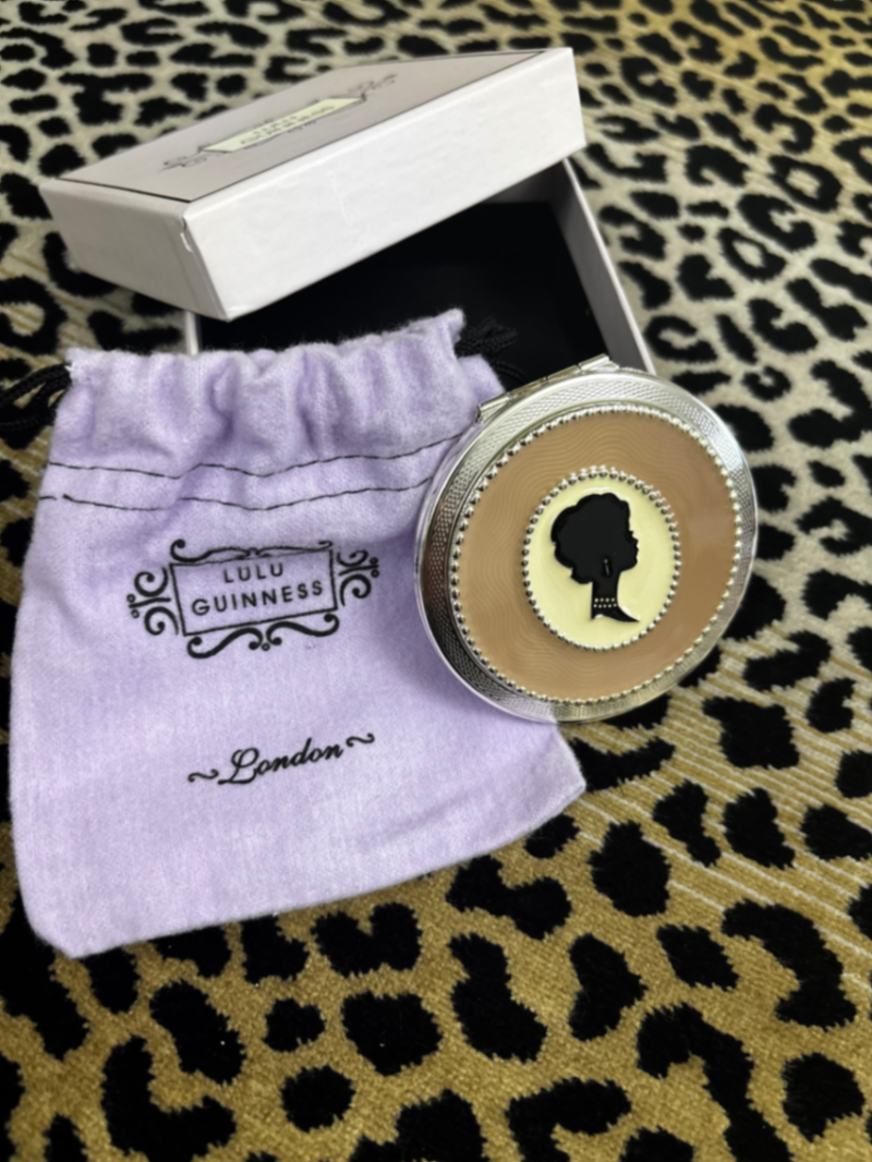 Cameo silhouette Compact Mirror