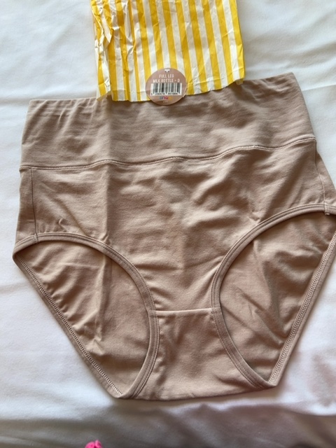 Full brief, full leg (milk bottle)