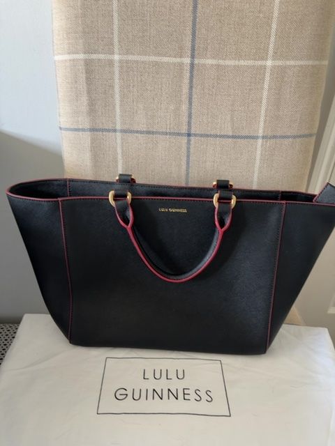Handheld Tote