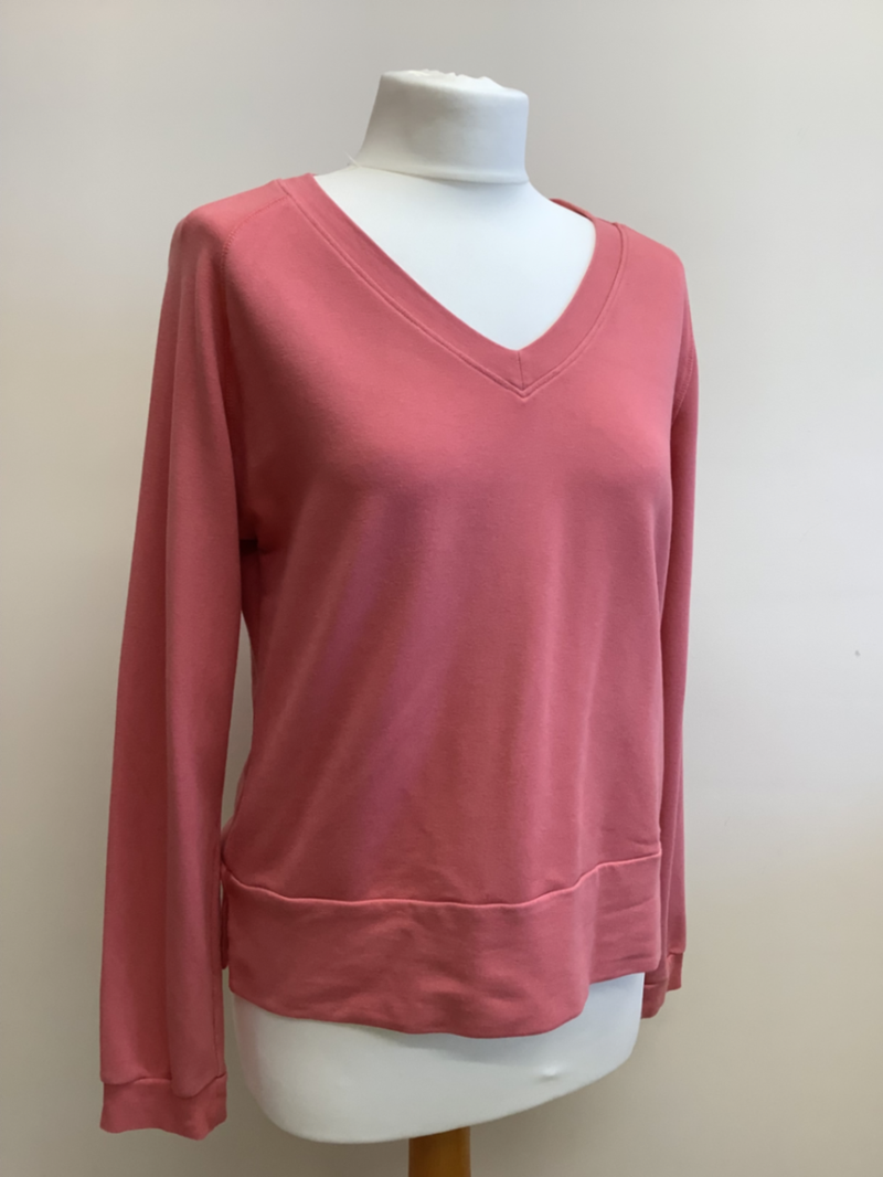 Kettlewell V-Neck Supersoft Sweatshirt in Coral
