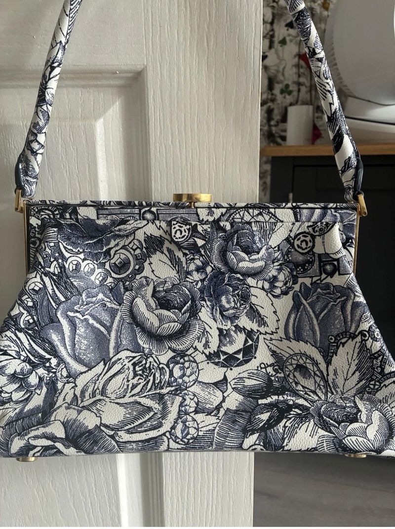 Blue & white floral 