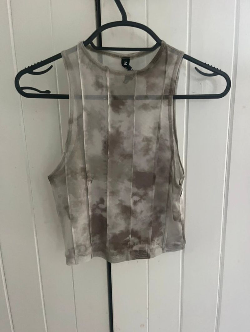 Givas crop top in oil smoke 