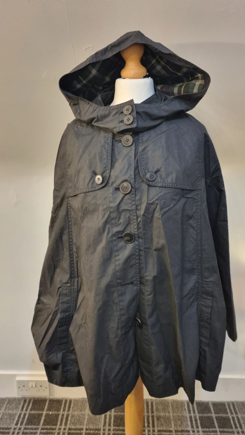 Aubin & Wills Cape