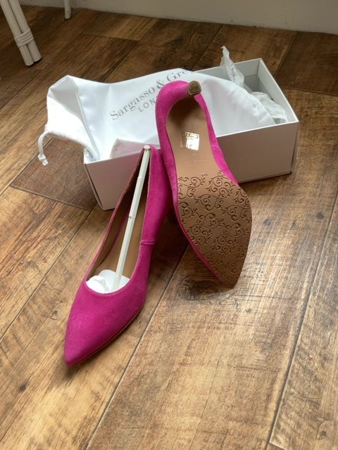 Eve wide fit heels hot pink