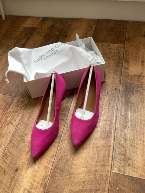 Eve wide fit heels hot pink