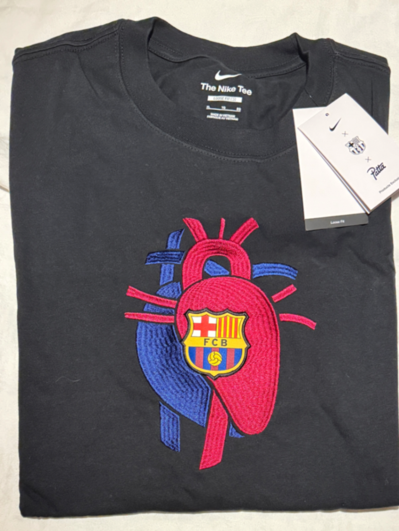 Patta T-Shirt Barcelona Embroidered Logo