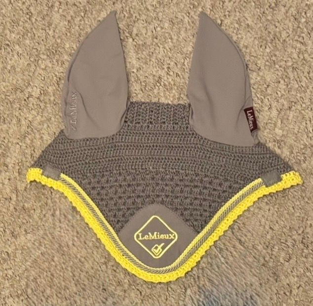 XL citron fly veil 