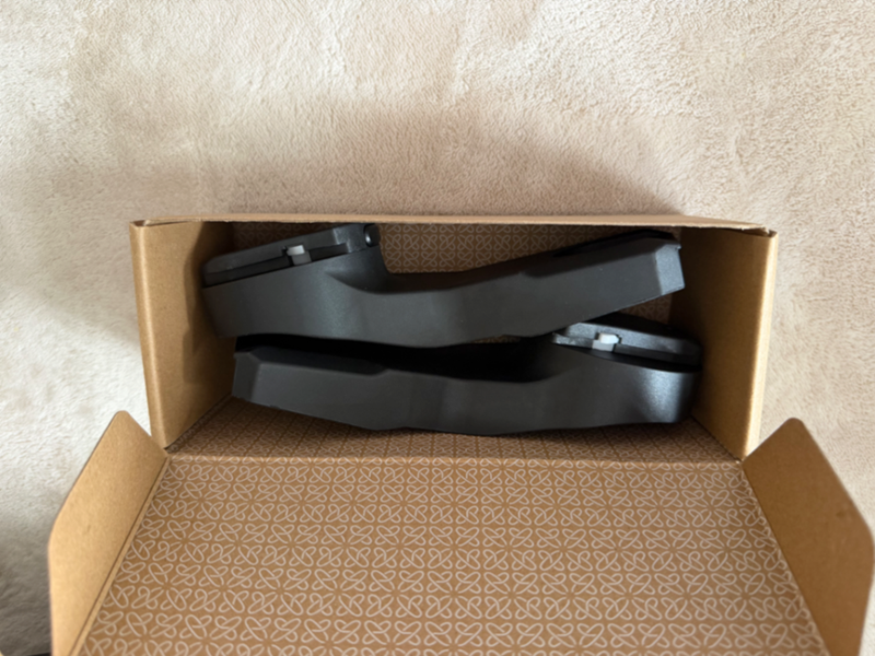 Black car seat adapter 