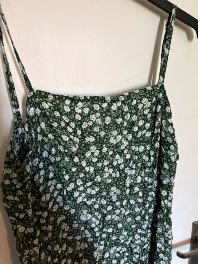 Green midi dress with slit