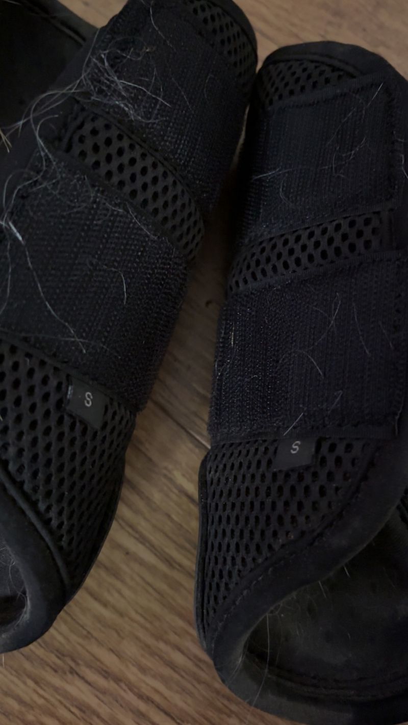 Pro mesh brushing boots small