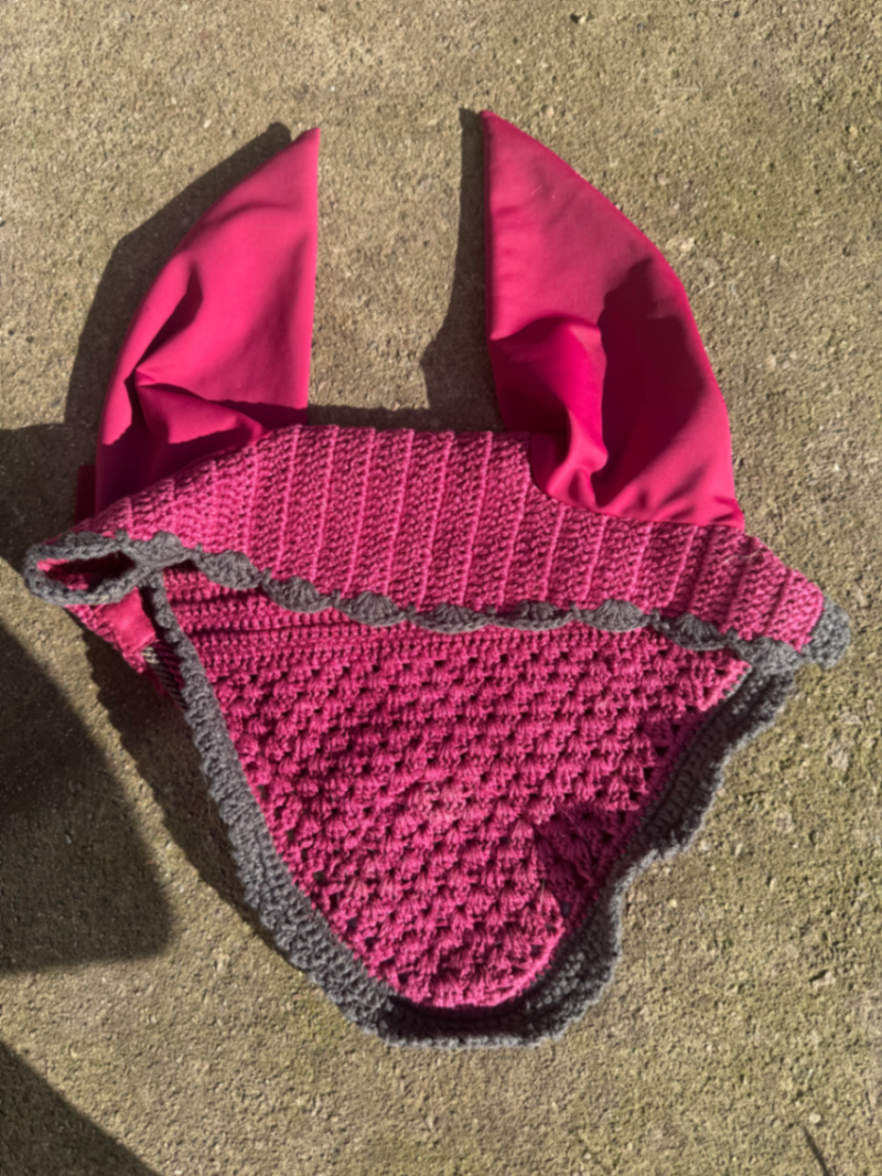 Lemieux Classic crochet fly hood veil bonnet ears mulberry XL