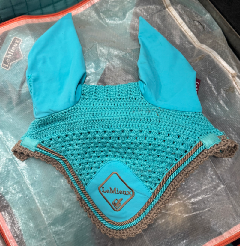 Lemieux Classic fly hood crochet bonnet ears azure size XL