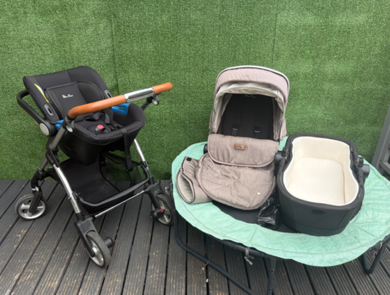 Silver Cross Wayfarer travel system 