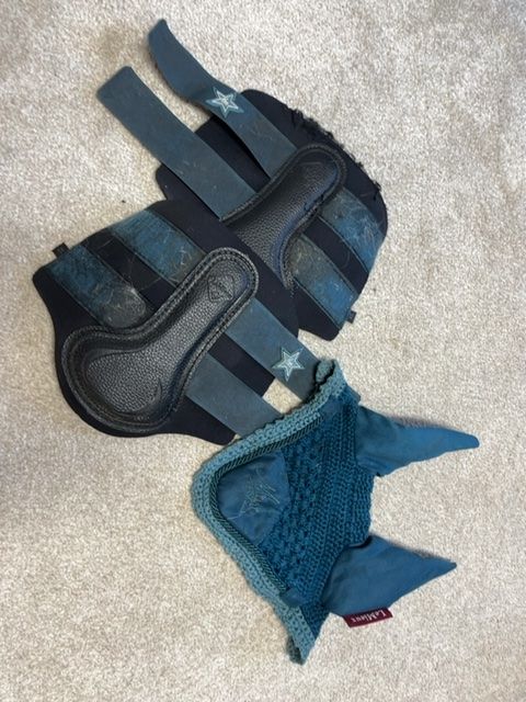 Marine mini Lemieux boots + ear bonnet