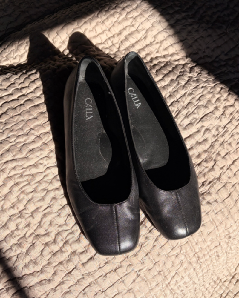 Lucinda black flats 