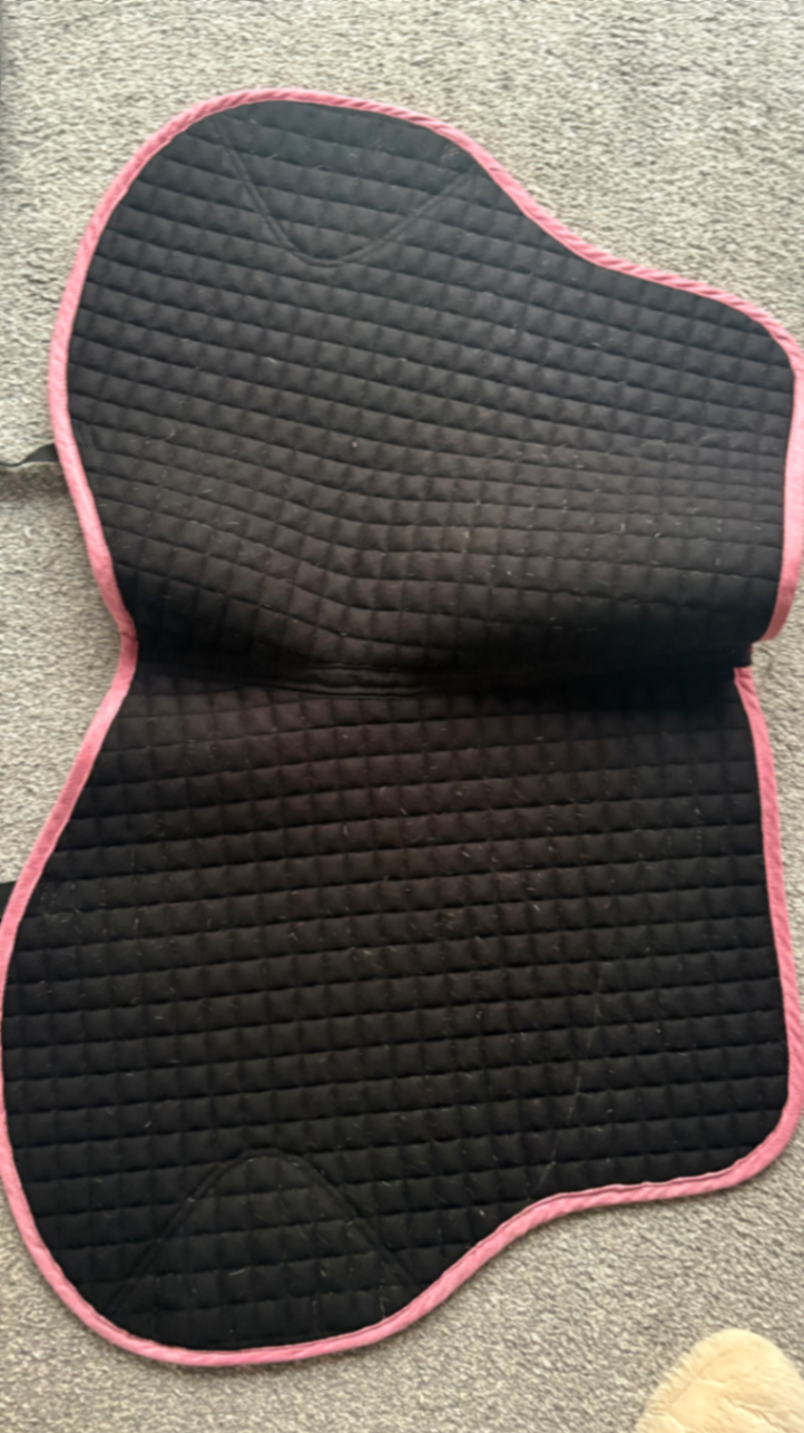 Saddle pad pink blush