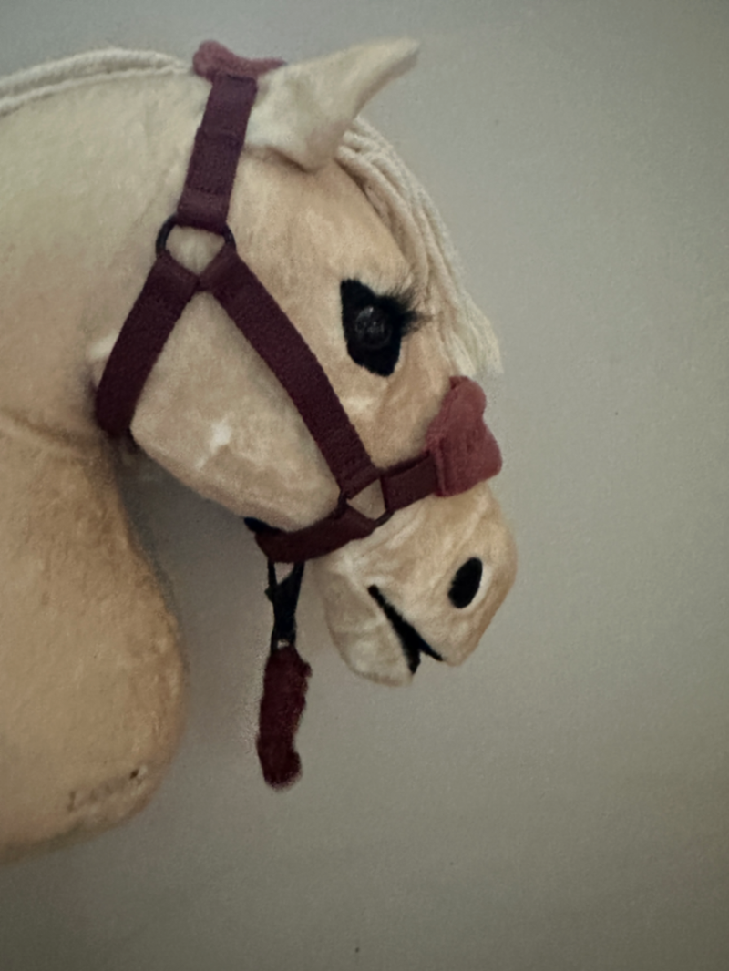 LeMieux Merlot Hobby Horse Vogue Headcollar & Leadrope