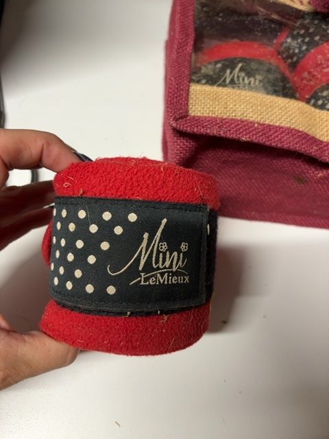 LeMieux Mini Fleece Bandages Set chilli Red