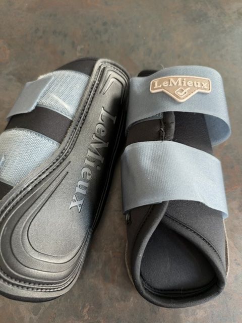 LeMieux grafter boot Horse Leg Protection Pair