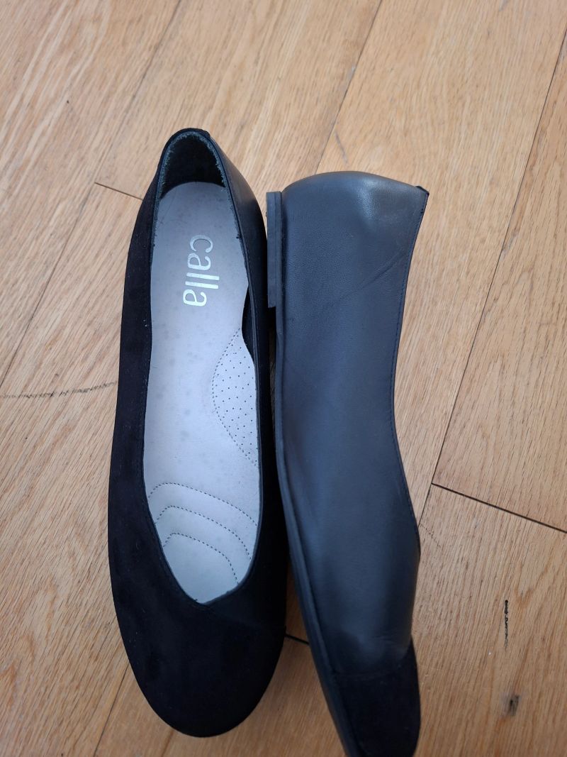 Black leather and suede ballerinas