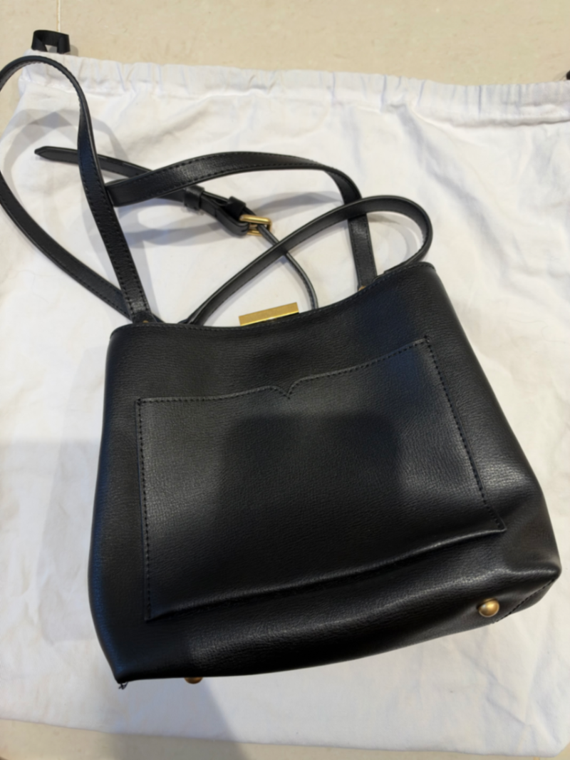 Ruby black leather handbag 