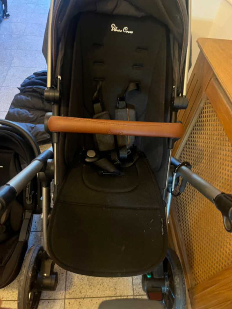Silver Cross Pushchair with Matching Changing Bag