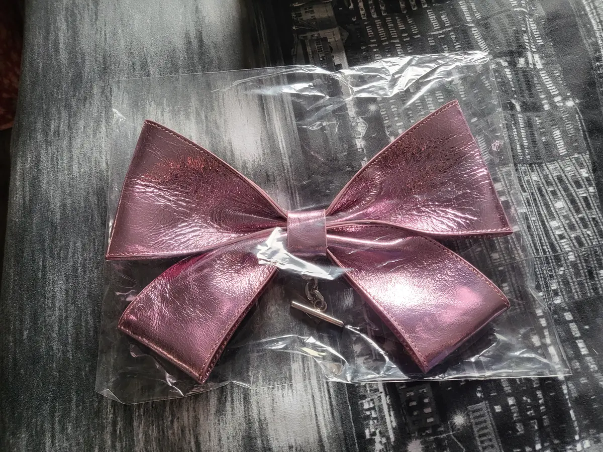 Deco Bow | Metallic Pink with Silver hardware