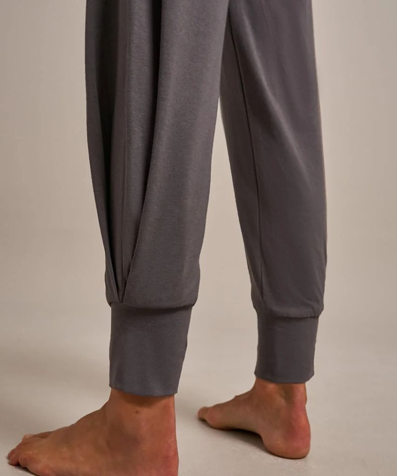 Women's Horizon Cuffed Bamboo Yoga Pants - 10