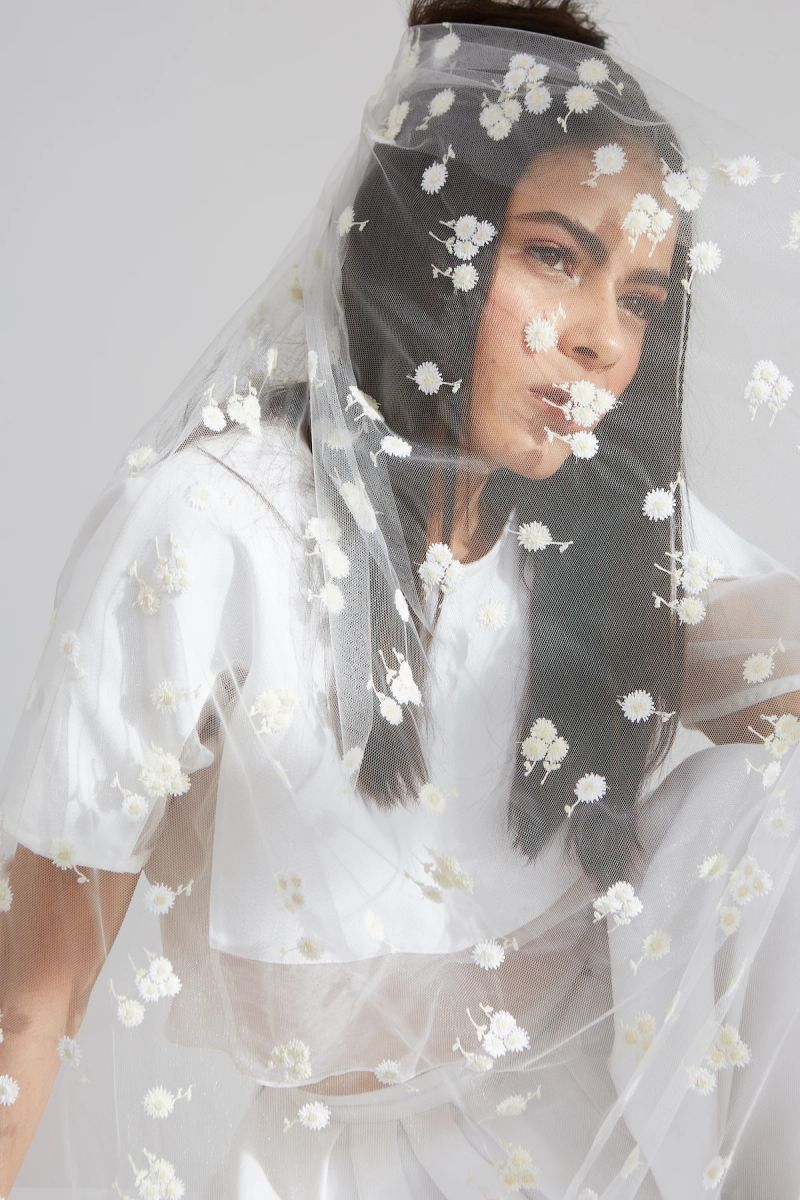 Margarita Daisy Veil
