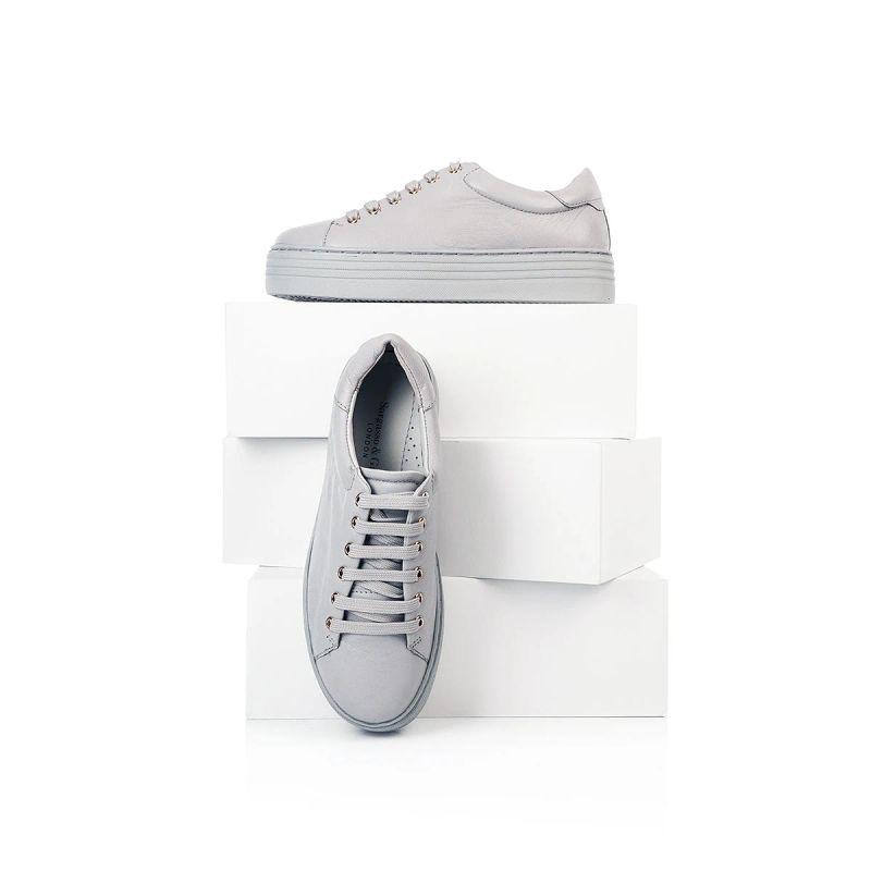 FACTORY SECONDS - Wide Fit Trainers - Grey Leather (SAMPLE SALE) - UK 7 / EU 40 / Grey