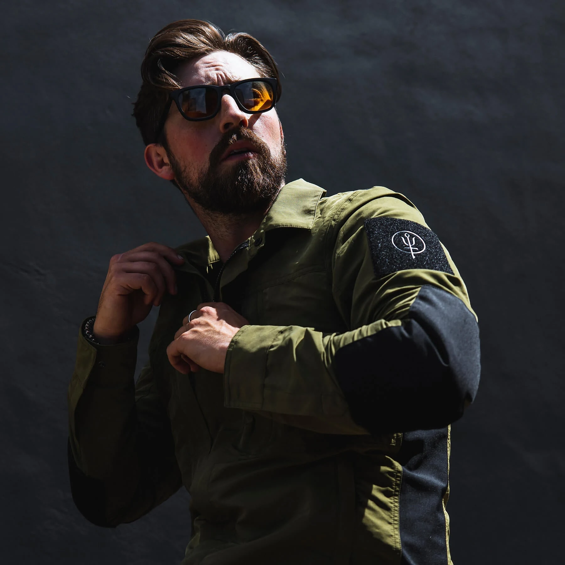 HYBRID JACKET