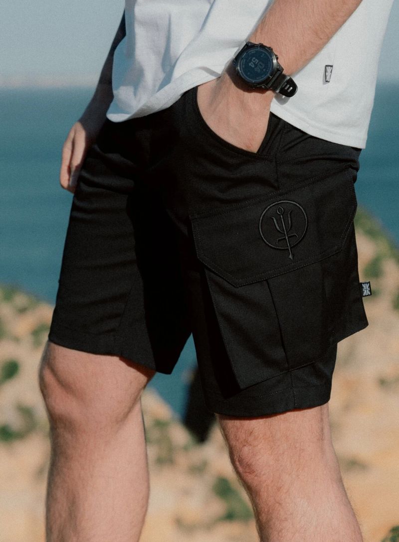 CHARGE SHORTS - L