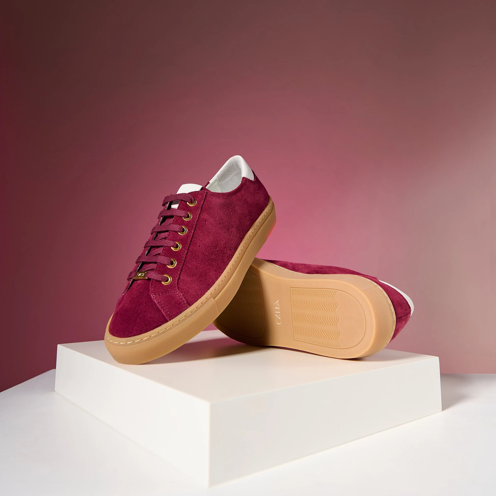 Star - Cherry Suede - UK 6 / EU 39