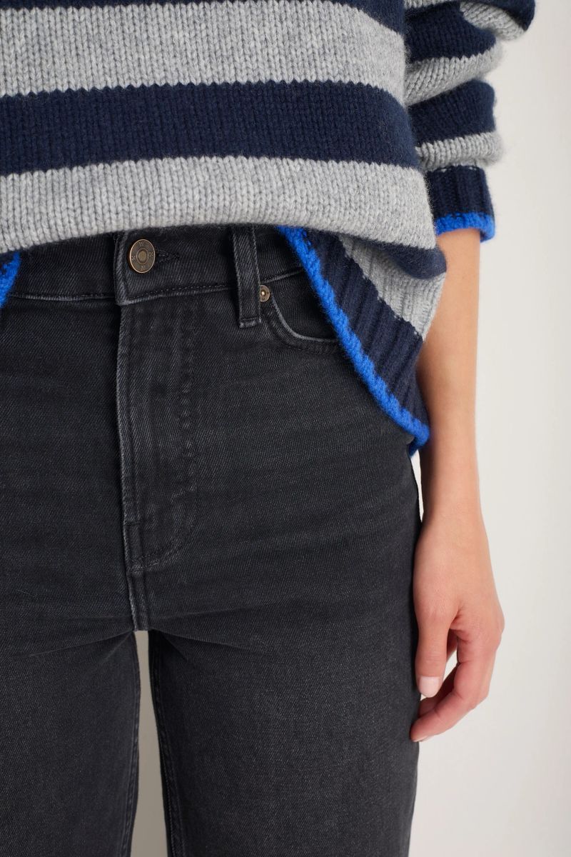 Saffie Straight Leg Jean - Washed Black - 0R