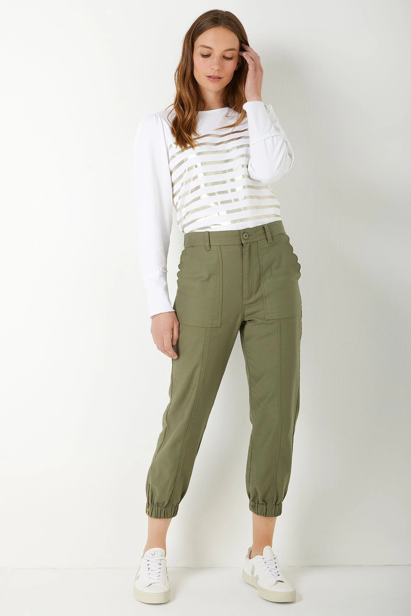 Lara Scallop Cargo Pants - Khaki