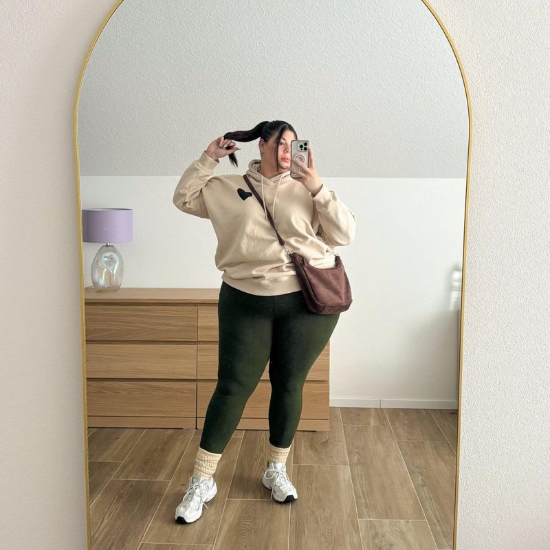 V2 Squat Proof Long Leggings - Secret Garden