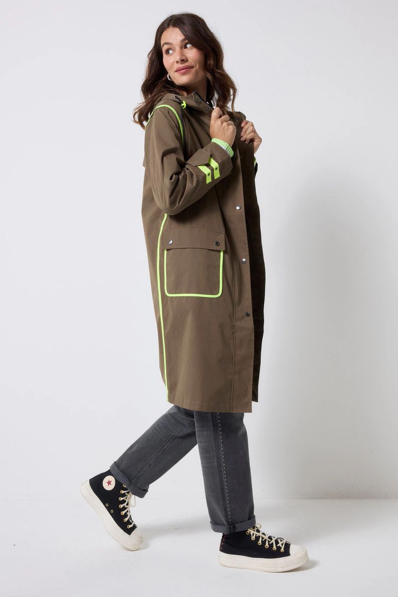 Imperméable kaki longueur allongée