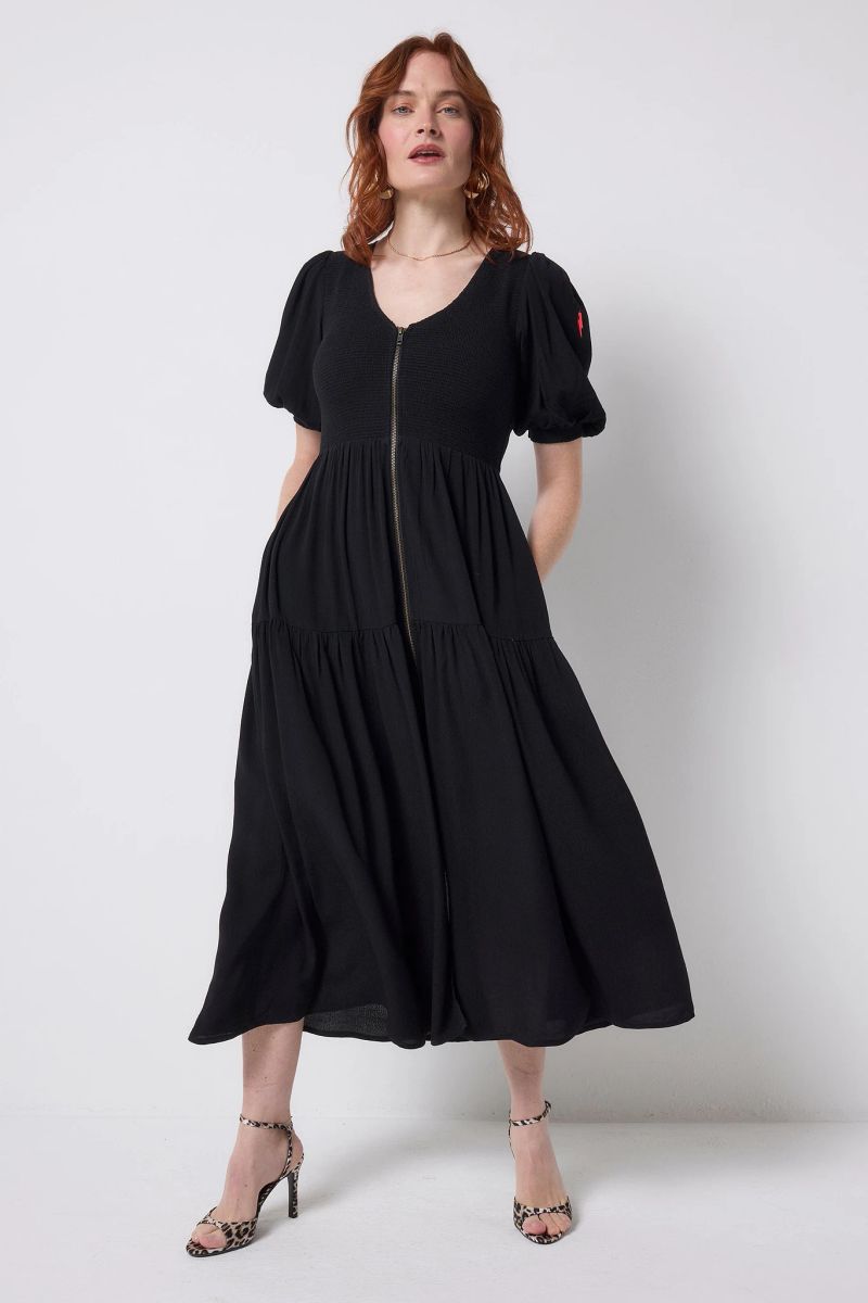 Vestido Midi Negro Fruncido Detalle Cremallera