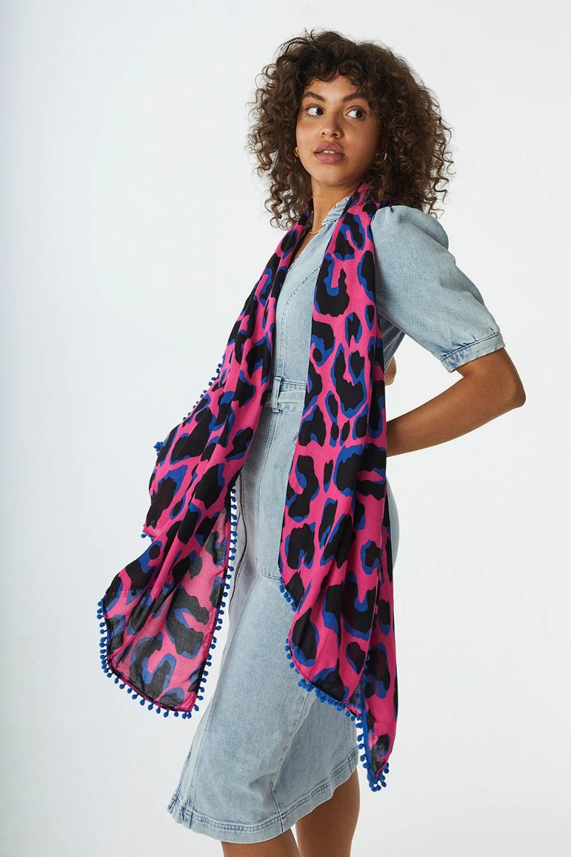 Rosa Intenso con Negro y Azul Eléctrico Snow Leopard Charity Super Scarf