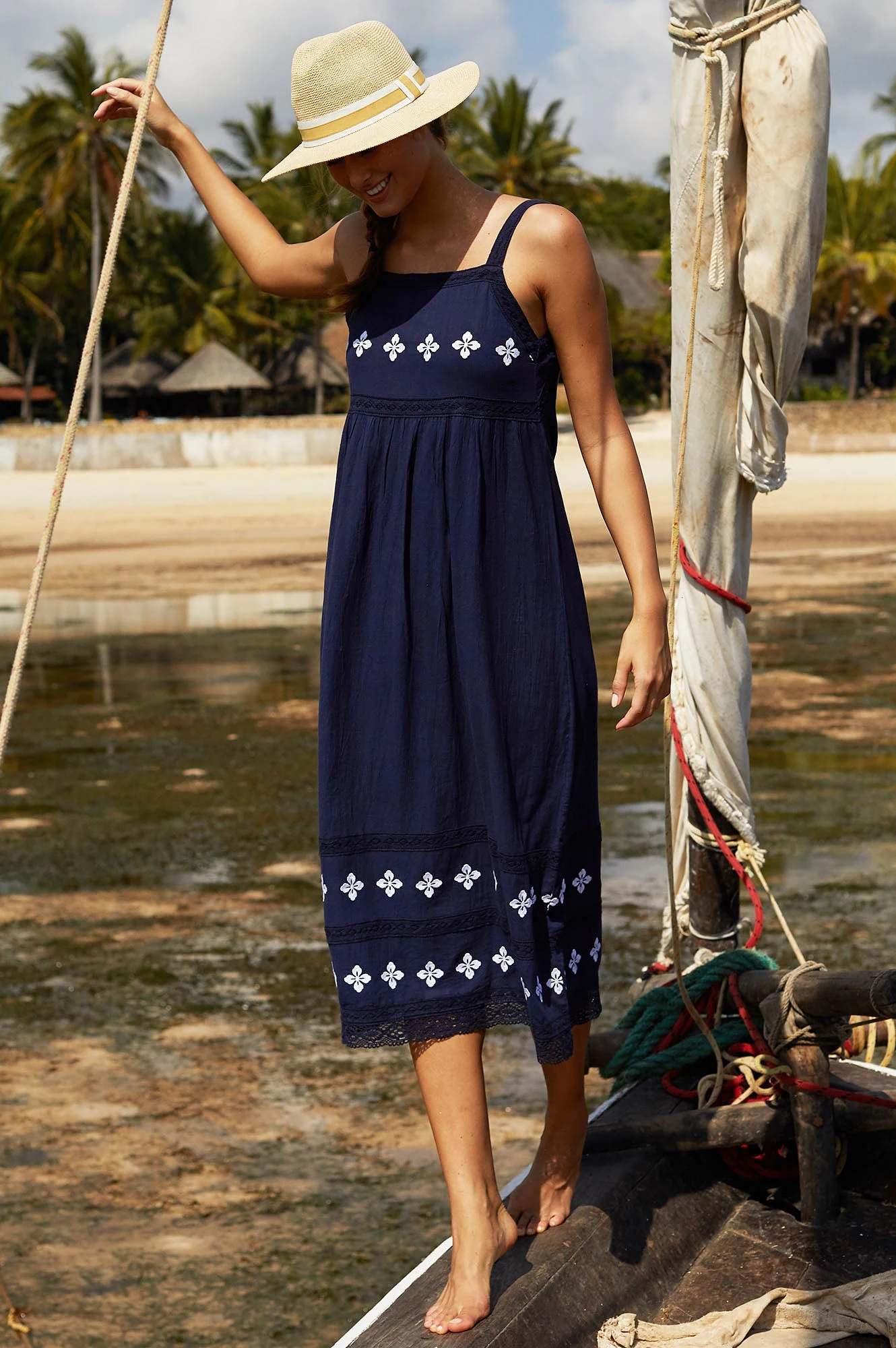 Naomi Embroidered Lace Midi Dress | Navy/ White