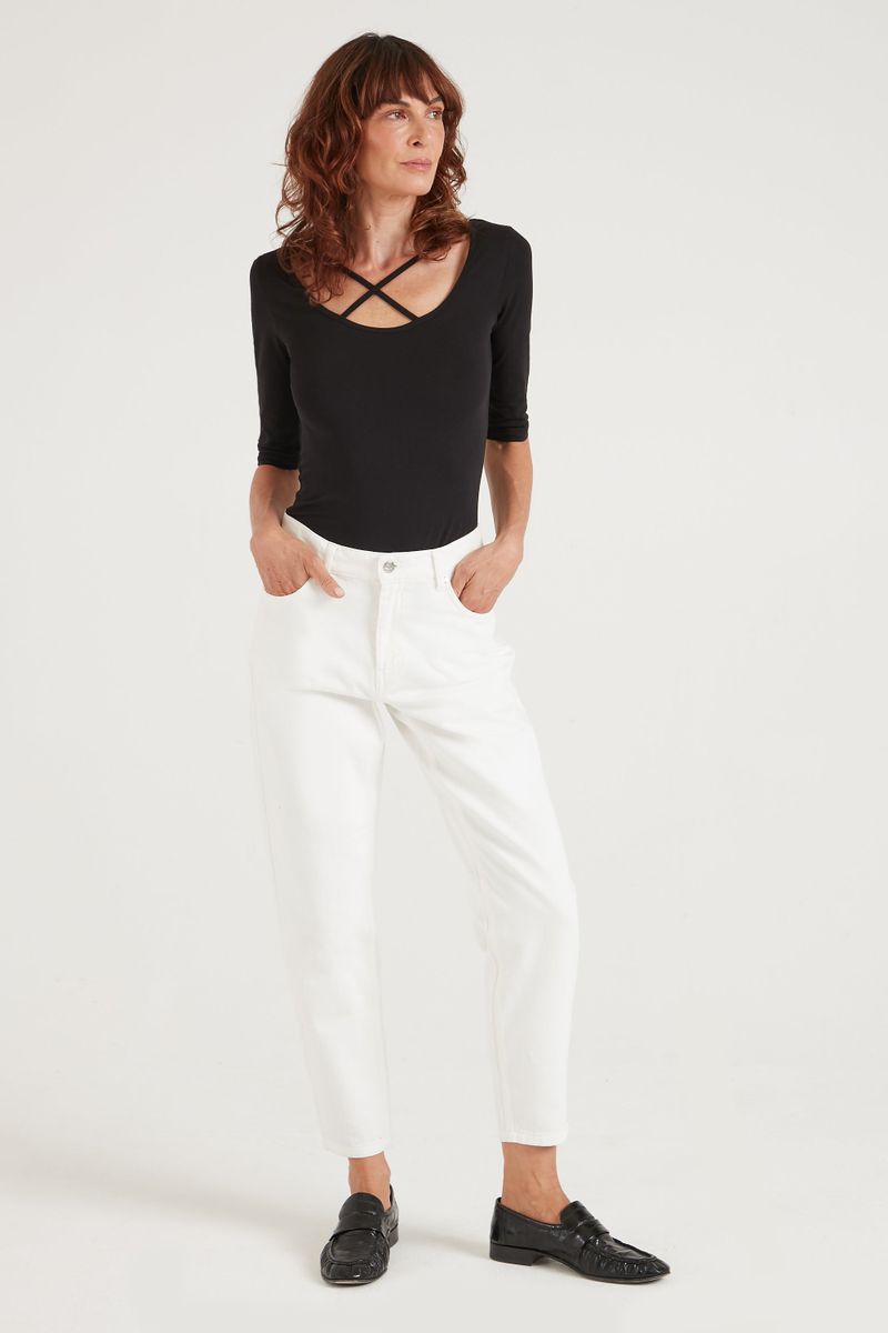 SAMPLE 5201. Edith in Milk.