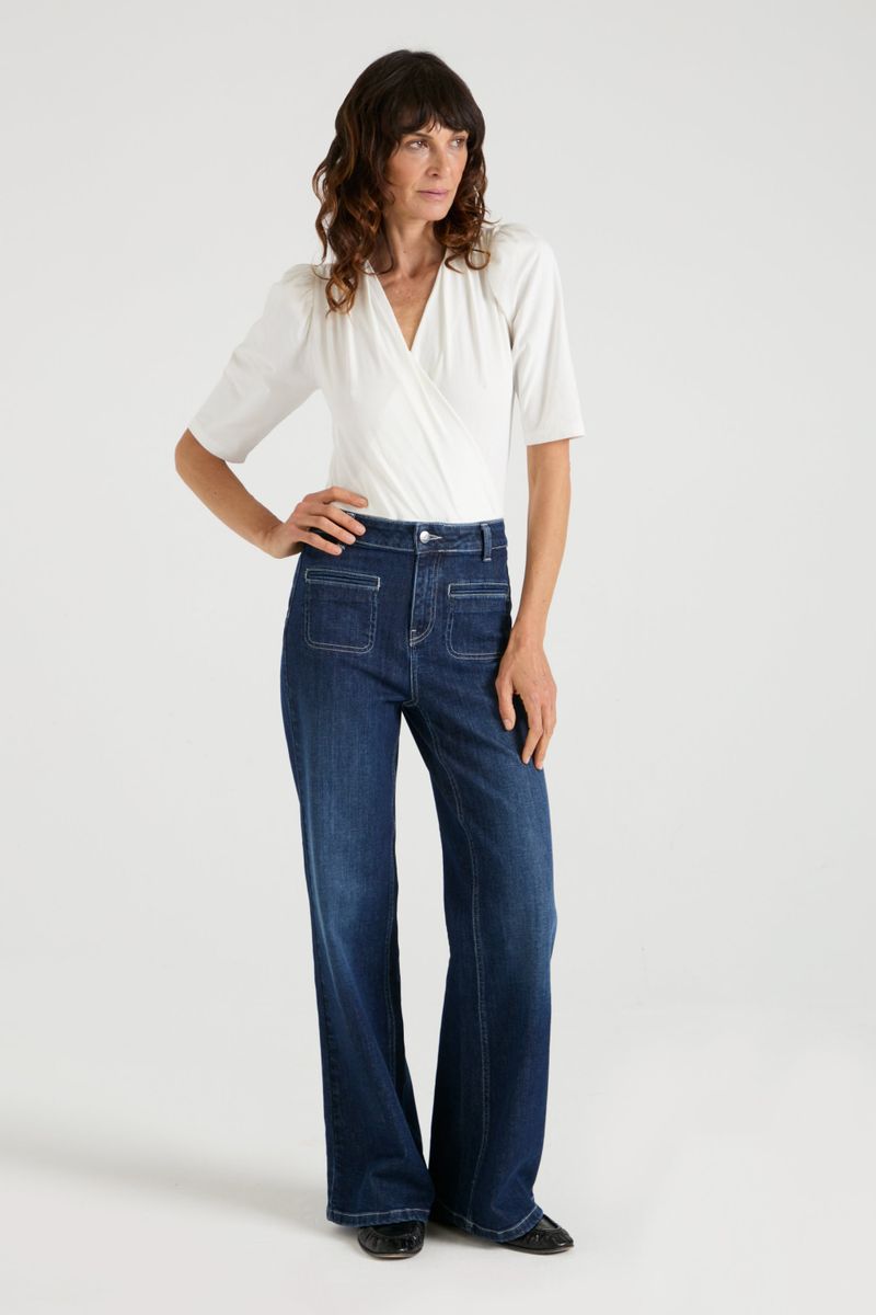 SAMPLE 8018. The Larnie Bodysuit in Latte - M