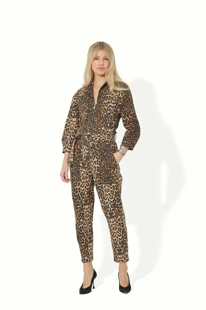 SAMPLE 1063. Angie in Leopard Lover.